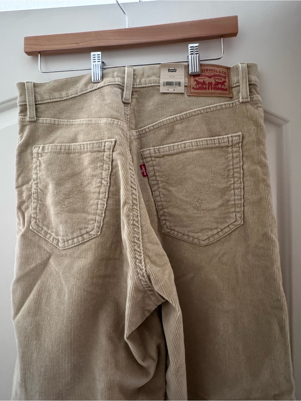 Levi's Corduroy Pants in Light Tan - Picture 2 of 3
